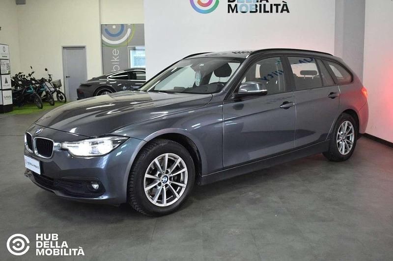 Usata BMW 320 Advantage 190 CV (139 kW) 2018 Grigio Station wagon