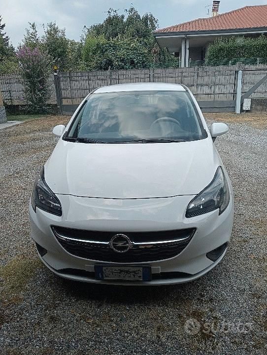 Bianco Usata 2015 Opel Corsa Tre volumi | 5600 € (Buon prezzo) - Immagine 1/4