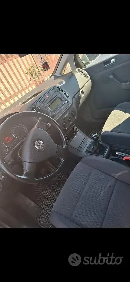 Usata VW Golf Plus 105 CV (77 kW) 2005 Grigio Monovolume