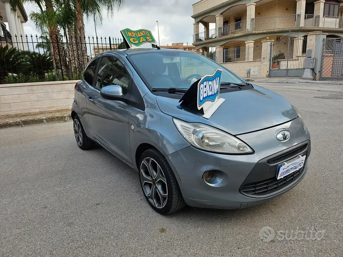Usata Ford Ka Titanium 69 CV (50 kW) 2009 Grigio Utilitaria
