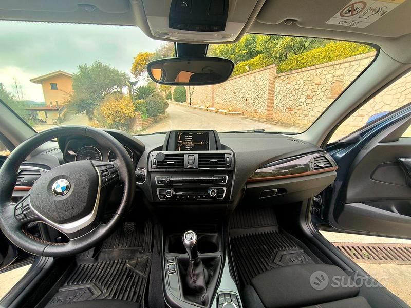 Usata BMW 118 Sport Line 150 CV (110 kW) 2015 Blu Utilitaria