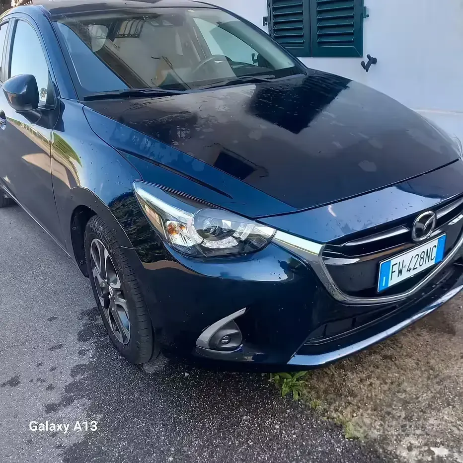 Usata Mazda 2 90 CV (66 kW) 2019 Blu Berlina