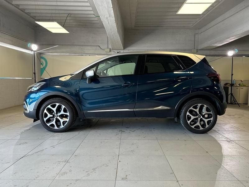 Usata Renault Captur 90 CV (66 kW) 2019 Blu SUV