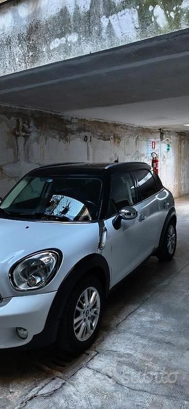 Usata Mini Countryman 2010 Bianco SUV