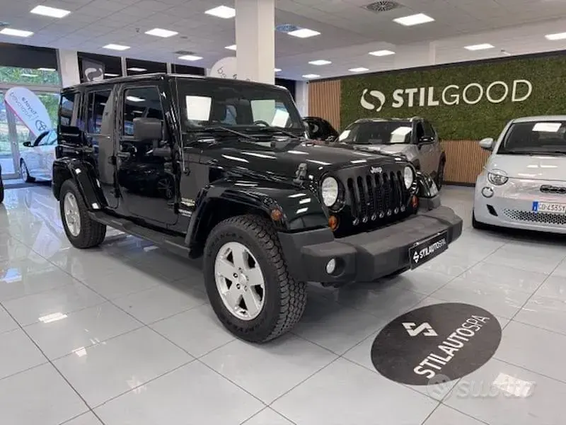 Begagnad Jeep Wrangler Sahara 200 HK (147 kW) 2012 Grön SUV