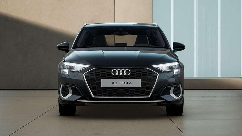 Usata Audi A3 Sportback Advanced 204 CV (150 kW) 2024 Grigio Utilitaria