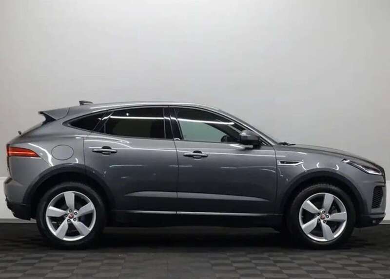 Usata Jaguar E-Pace R-Dynamic 150 CV (110 kW) 2019 Grigio SUV