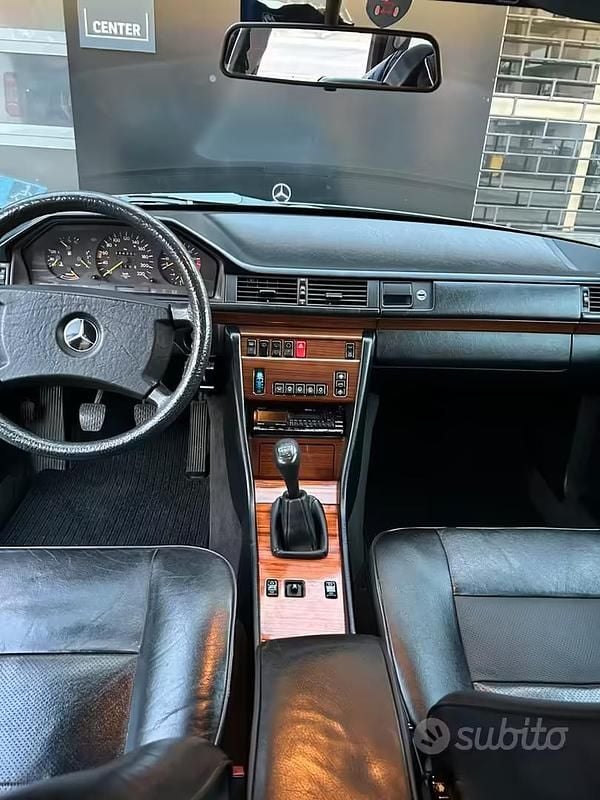 Usata Mercedes 200 1990