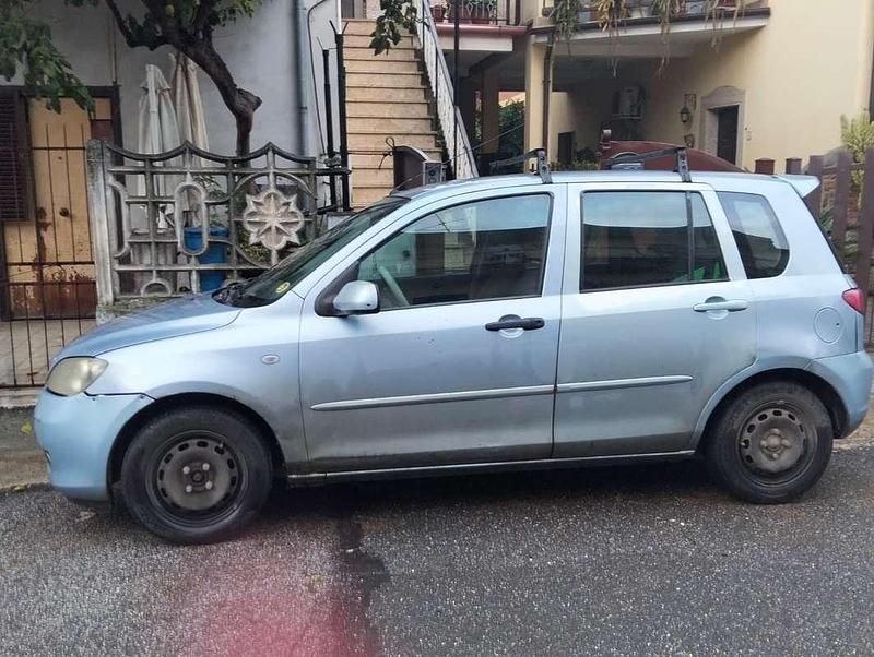Usata Mazda 2 75 CV (55 kW) 2005 Utilitaria