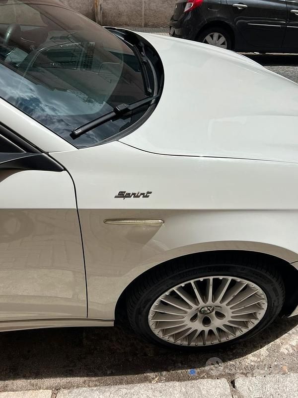 Usata Alfa Romeo Giulietta Sprint 150 CV (110 kW) 2015 Utilitaria