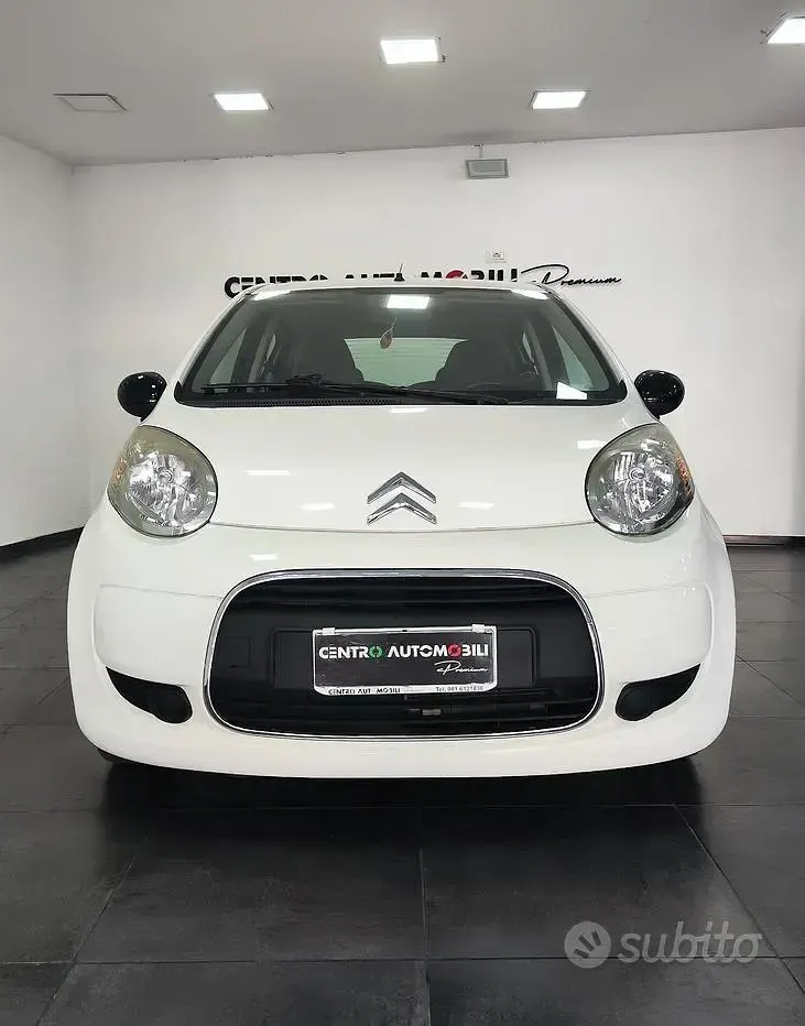 Usata Citroën C1 Attraction 68 CV (50 kW) 2011 Bianco Utilitaria