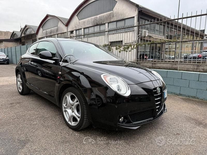 Usata Alfa Romeo MiTo Distinctive 135 CV (99 kW) 2010 Nero Utilitaria