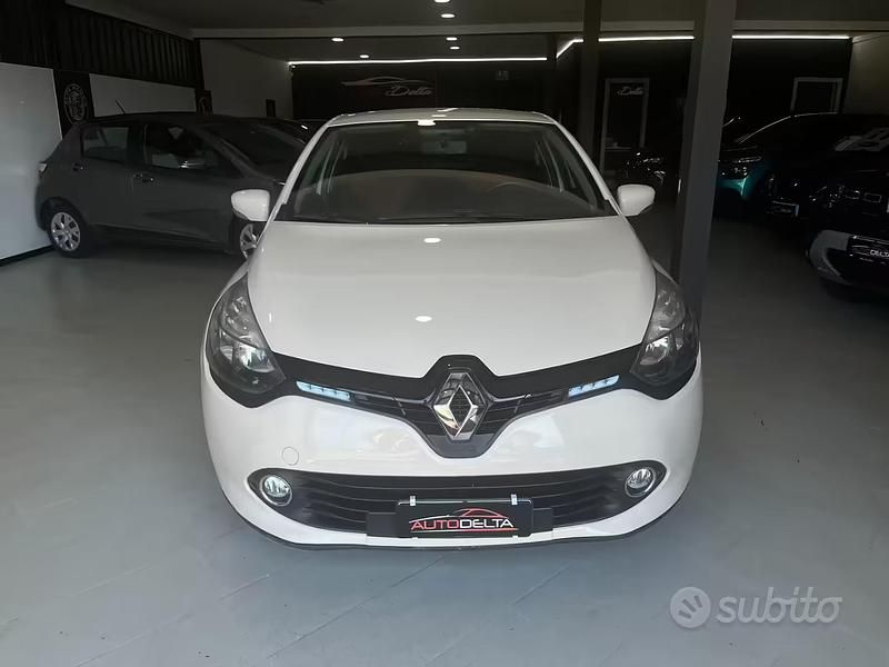 Second-hand Renault Clio IV Zen 75 CP (55 kW) 2016 Bej Berlinǎ