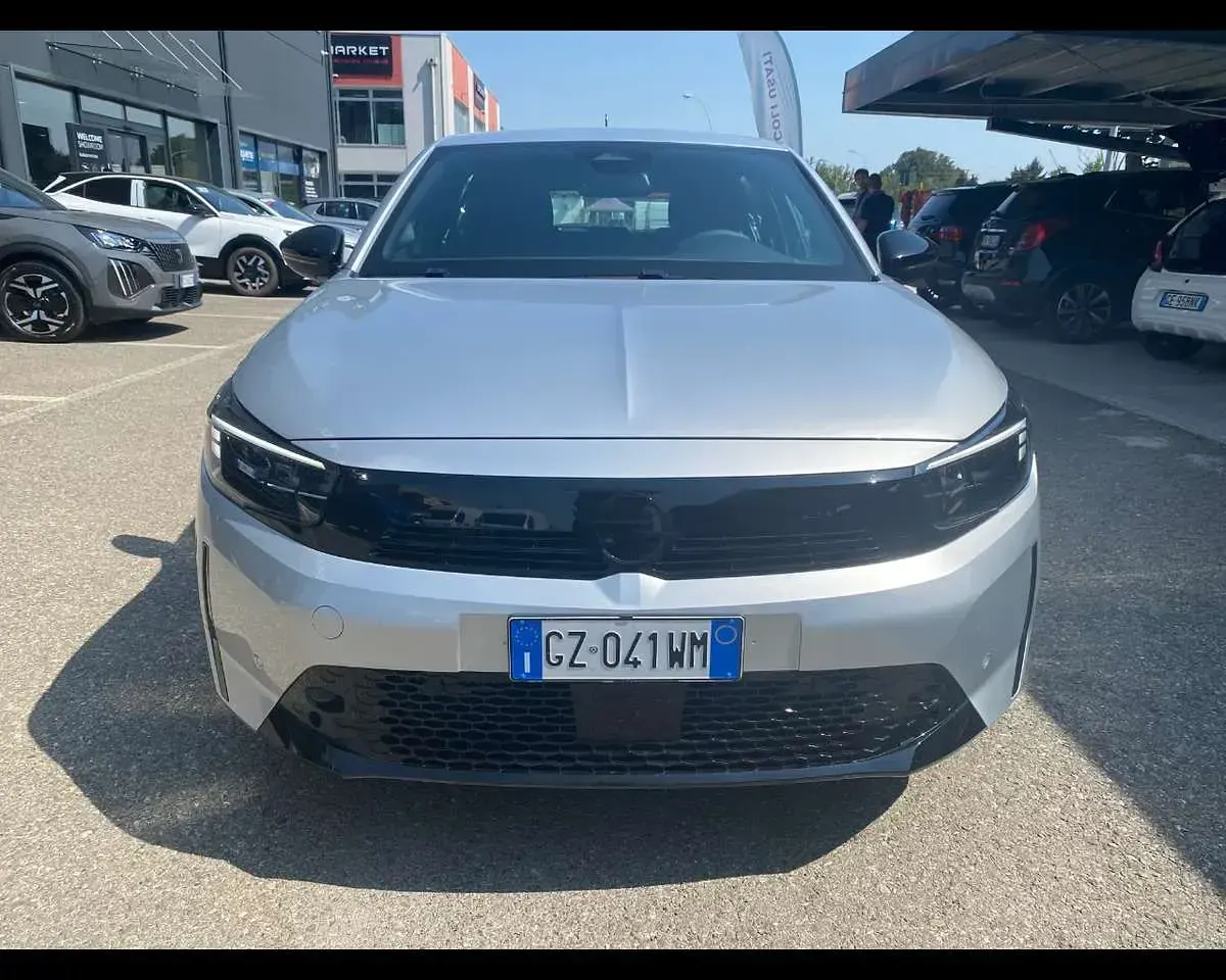 Usata Opel Corsa S 101 CV (74 kW) 2025 Argento Utilitaria