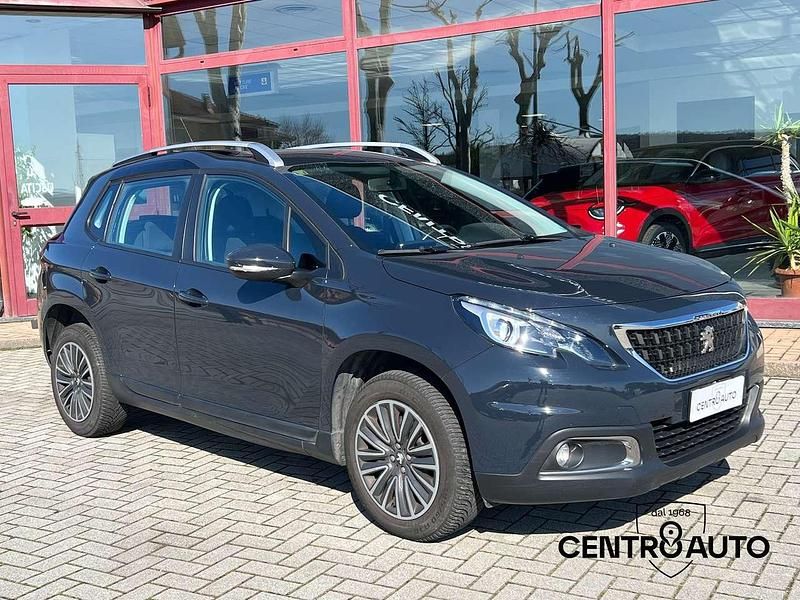 Usata Peugeot 2008 Active 110 CV (80 kW) 2019 Grigio hurricane SUV