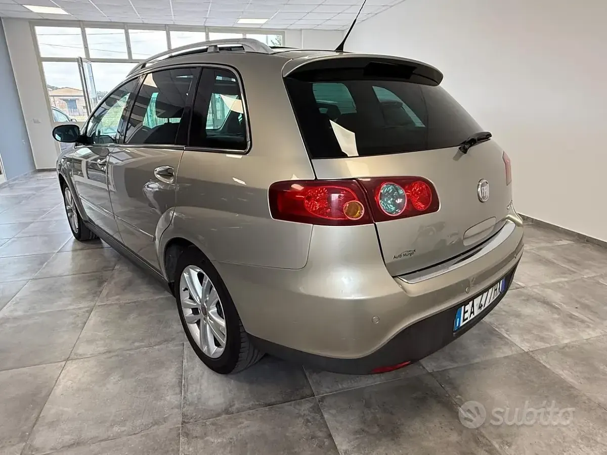 Usata Fiat Croma Emotion 120 CV (88 kW) 2010 Giallo Station wagon