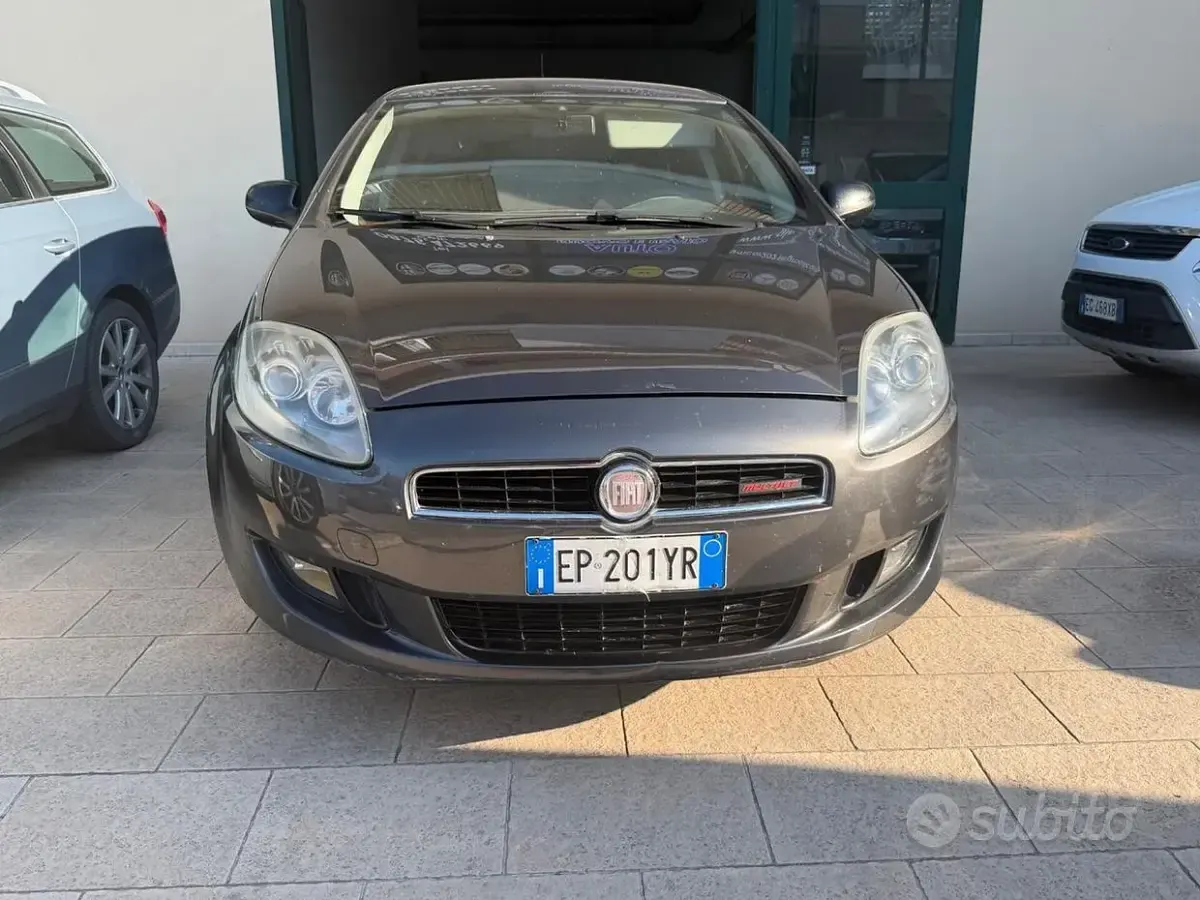 Usata Fiat Bravo Easy 105 CV (77 kW) 2013 Utilitaria
