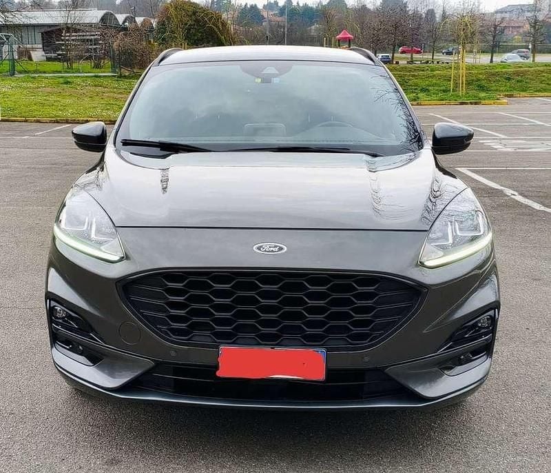 Usata Ford Kuga ST-Line X 120 CV (88 kW) 2022 Nero SUV