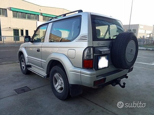 Usata Toyota Land Cruiser 125 CV (91 kW) 2000 Grigio SUV