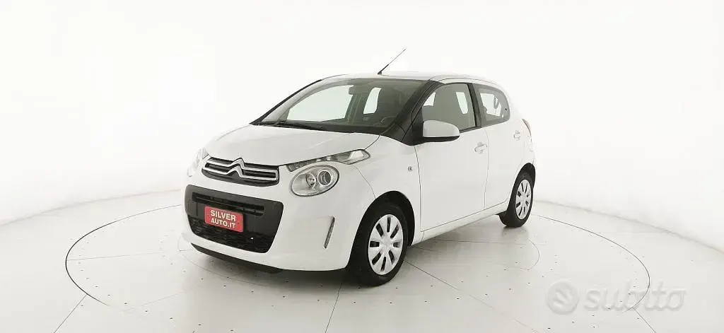 Usata Citroën C1 Feel 72 CV (52 kW) 2018 Bianco pastello Utilitaria