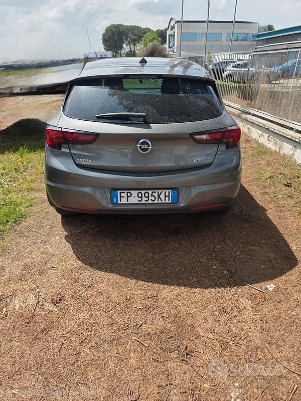 Usata Opel Astra 110 CV (80 kW) 2018 Grigio Berlina