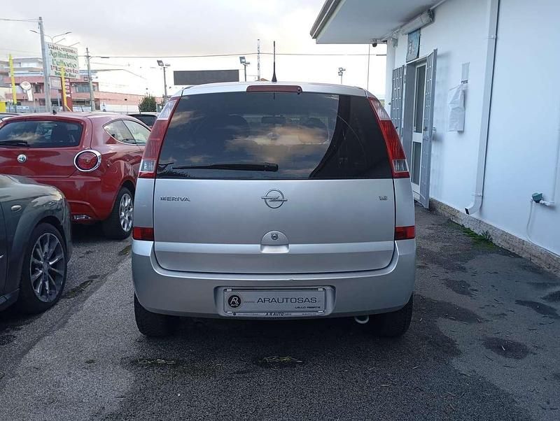 Usata Opel Meriva Enjoy 101 CV (74 kW) 2005 Grigio Monovolume