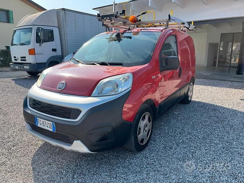 Usata Fiat Fiorino 95 CV (69 kW) 2015 Rosso Monovolume