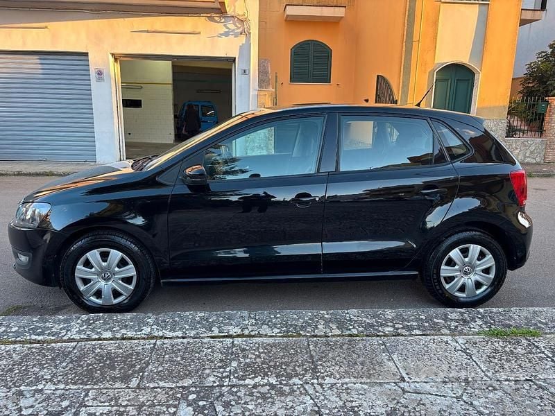 Usata VW Polo Trendline 75 CV (55 kW) 2012 Nero Utilitaria