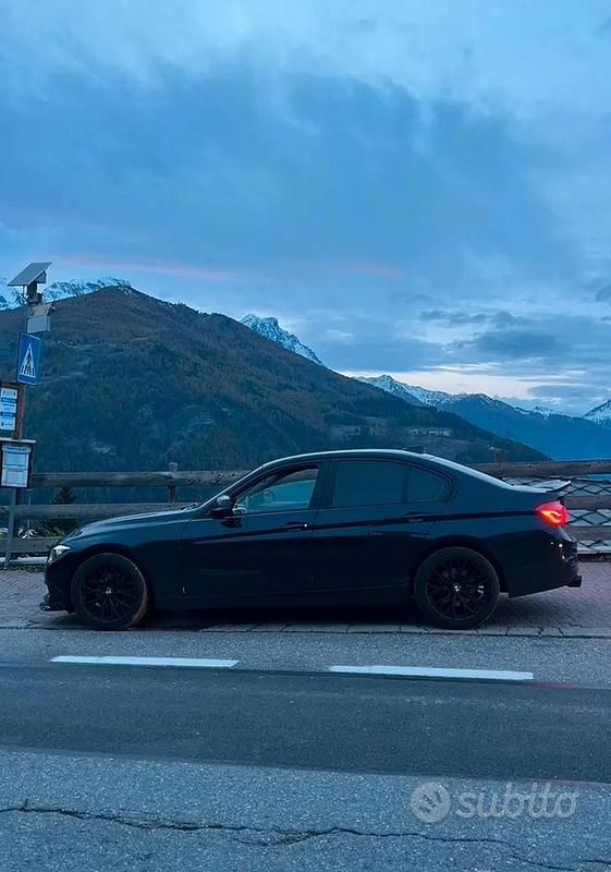 Usata BMW 318 M Sport 150 CV (110 kW) 2017 Blu Berlina