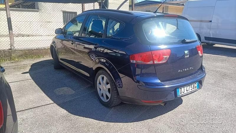 Usata Seat Altea XL 2007 Blu Monovolume