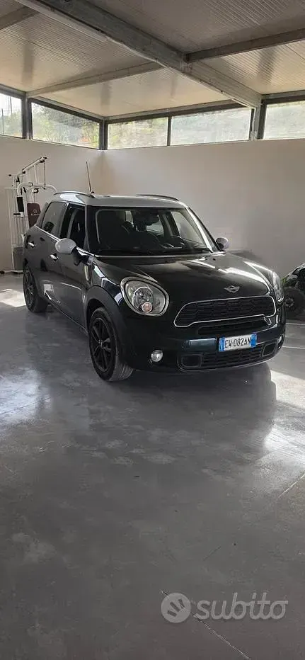 Usata Mini Cooper SD Countryman 143 CV (105 kW) 2014 Verde SUV
