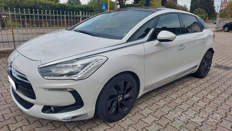 Usata Citroën DS5 Sport Chic 163 CV (119 kW) 2013 Bianco perlato Utilitaria