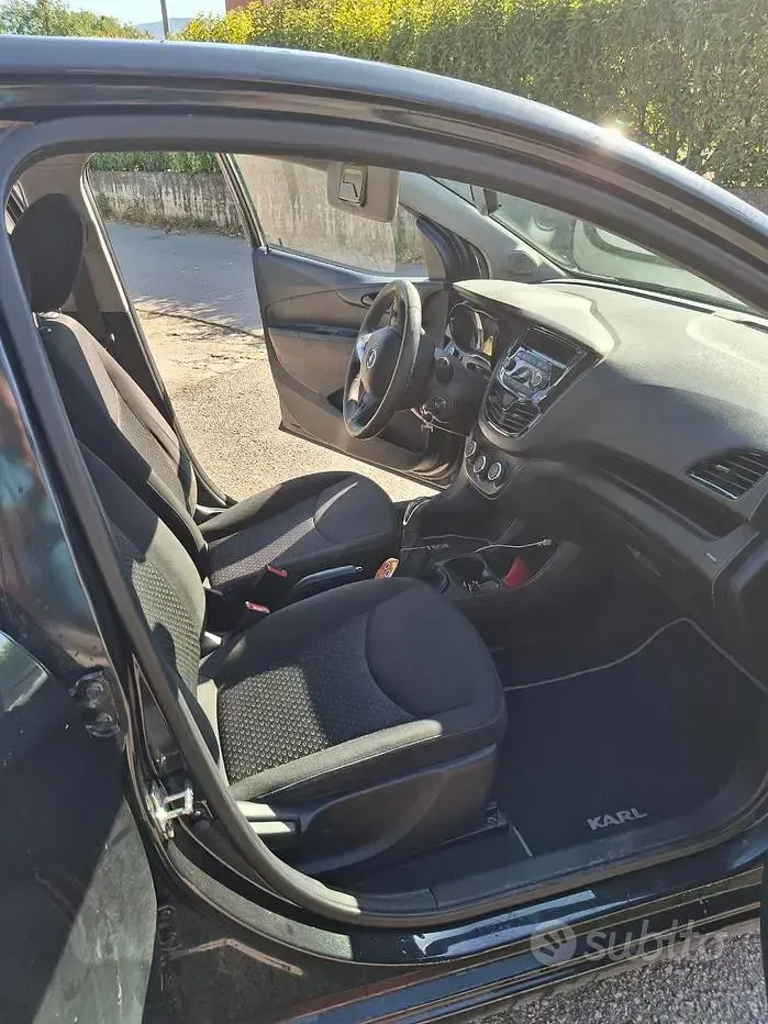 Usata Opel Karl 75 CV (55 kW) 2015 Nero Utilitaria