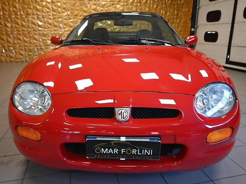 Usata MG F 145 CV (106 kW) 1998 Rosso Cabrio