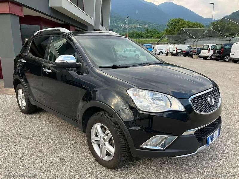 Usata SsangYong Korando 175 CV (128 kW) 2012 Nero SUV