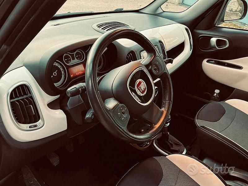 Usata Fiat 500L Trekking 105 CV (77 kW) 2014 Verde Monovolume