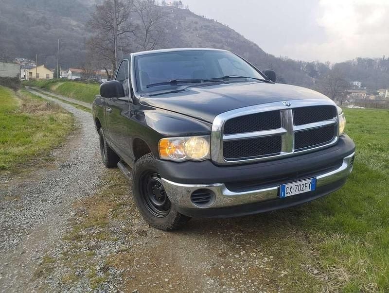 Usata Dodge Ram 220 CV (161 kW) 2005 Nero Pick-up