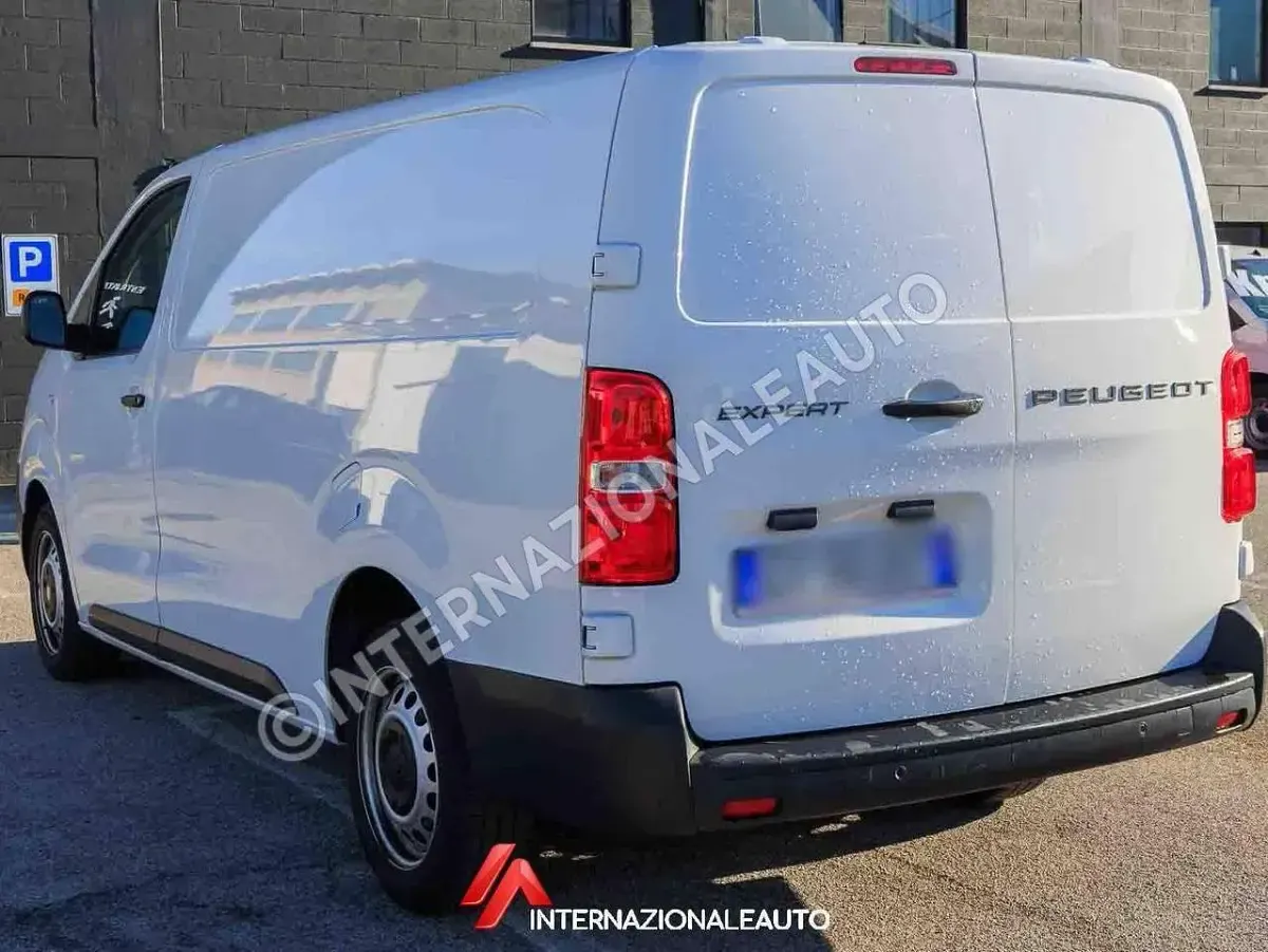 Usata Peugeot Expert 140 CV (102 kW) 2024 Bianco Furgone