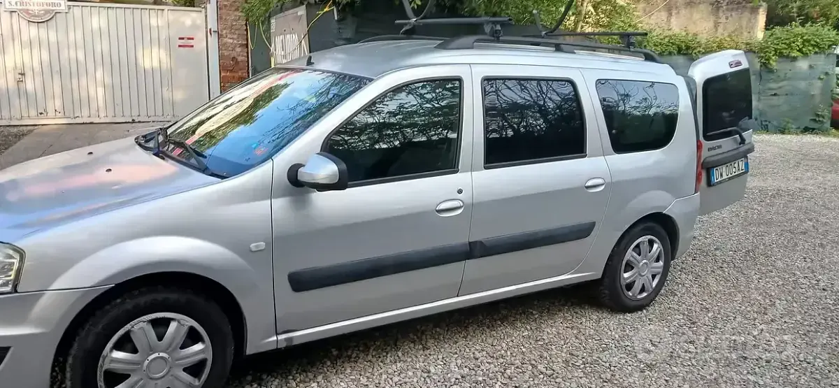 Usata Dacia Logan 87 CV (63 kW) 2009 Grigio Station wagon