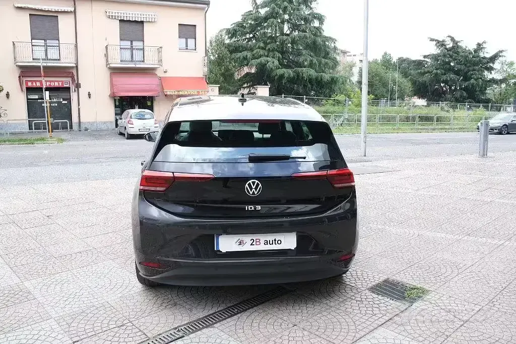 Usata VW ID.3 Pro Performance 150 kW (204 CV) 2023 Nero Utilitaria