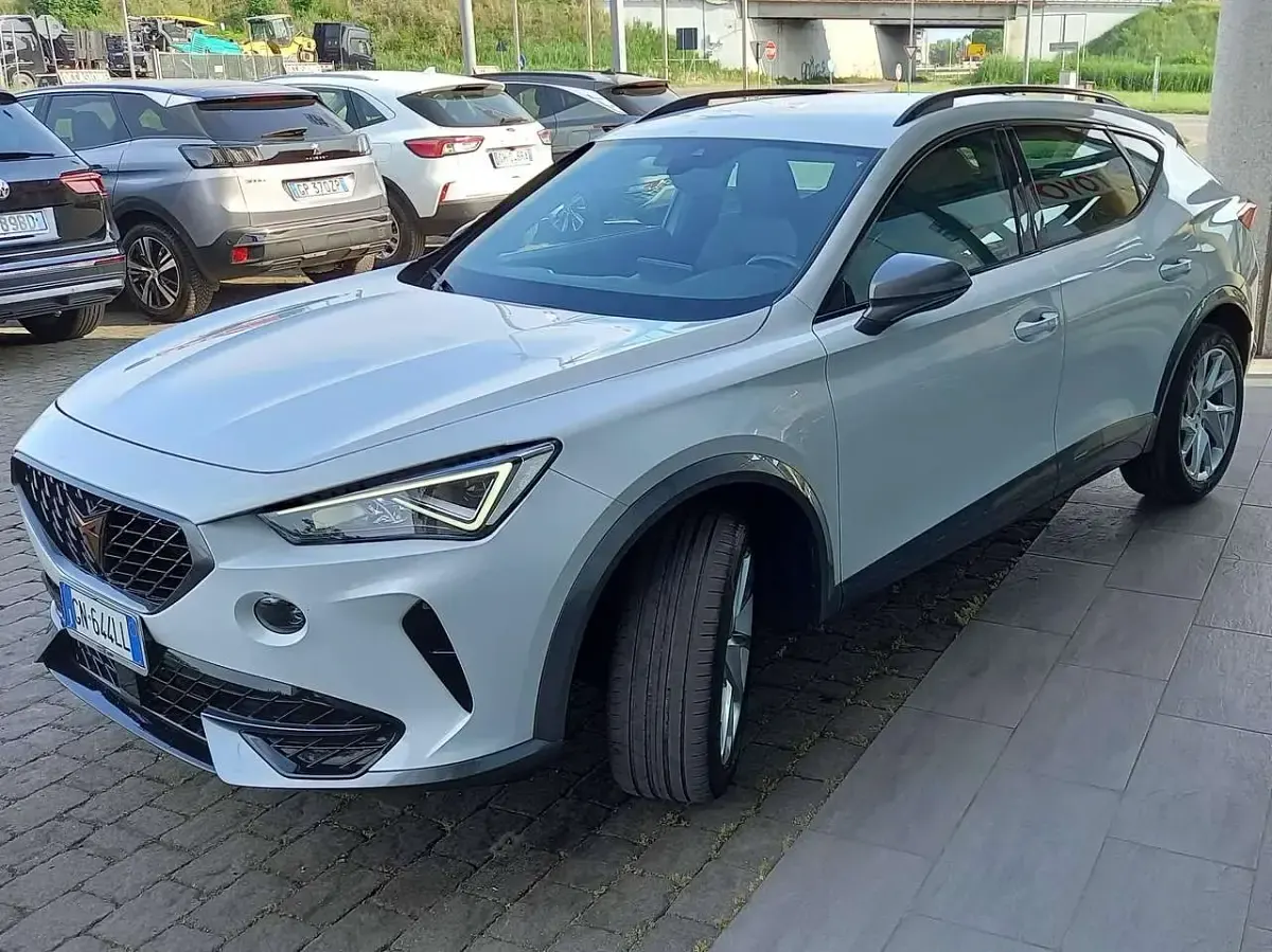 Usata Cupra Formentor 150 CV (110 kW) 2023 Argento urban SUV