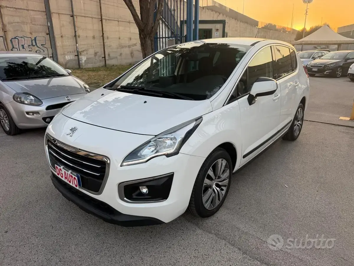 Usata Peugeot 3008 Allure 115 CV (84 kW) 2013 Bianco Station wagon