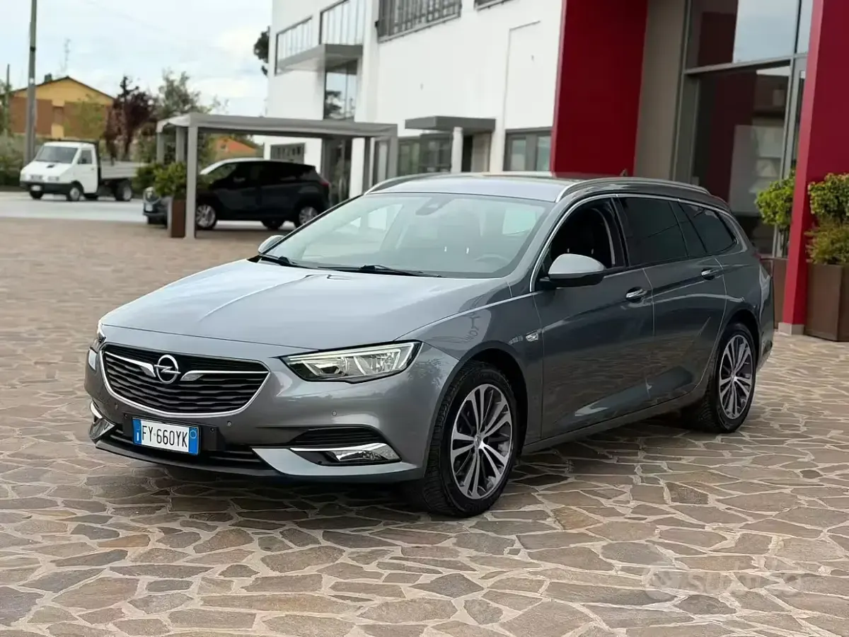 Usata Opel Insignia 136 CV (100 kW) 2019 Grigio Station wagon