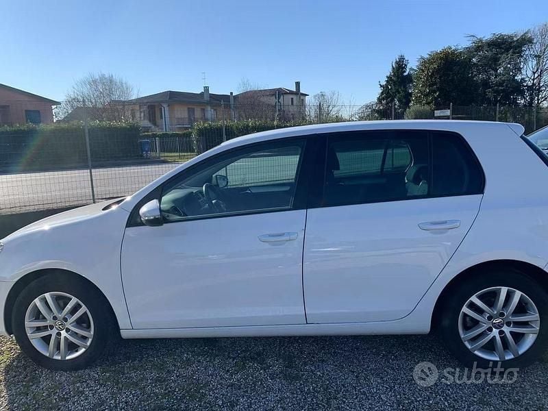 Usata VW Golf VII 150 CV (110 kW) 2012 Bianco Berlina