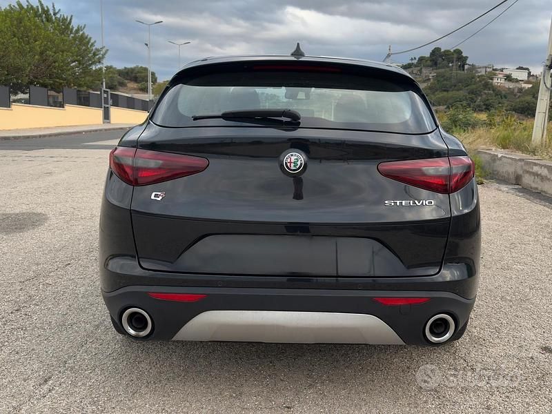 Usata Alfa Romeo Stelvio 210 CV (154 kW) 2018 Nero SUV