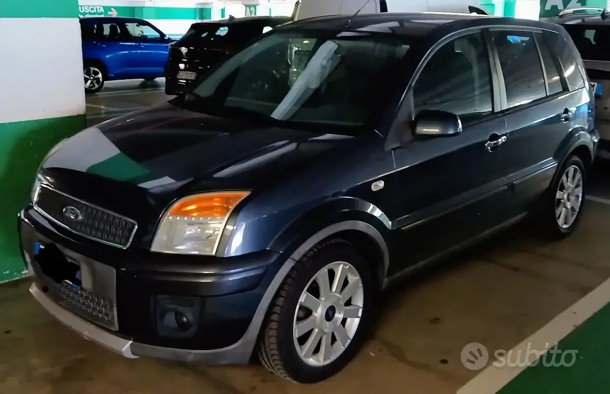Usata Ford Fusion 80 CV (58 kW) 2009 Utilitaria