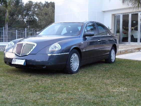 Auto lancia thesis brescia di seconda mano   