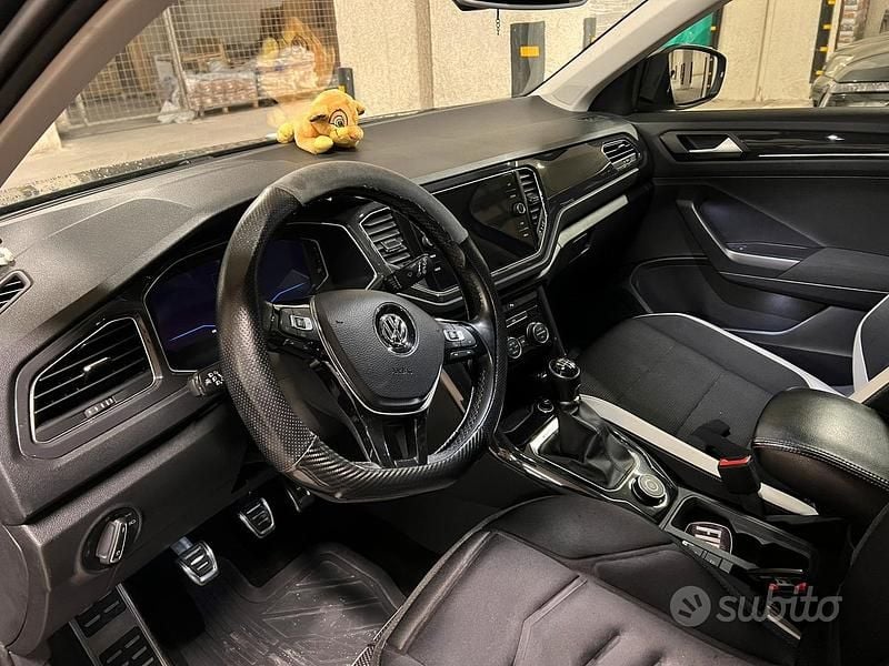 Usata VW T-Roc Advance 150 CV (110 kW) 2018 Grigio SUV