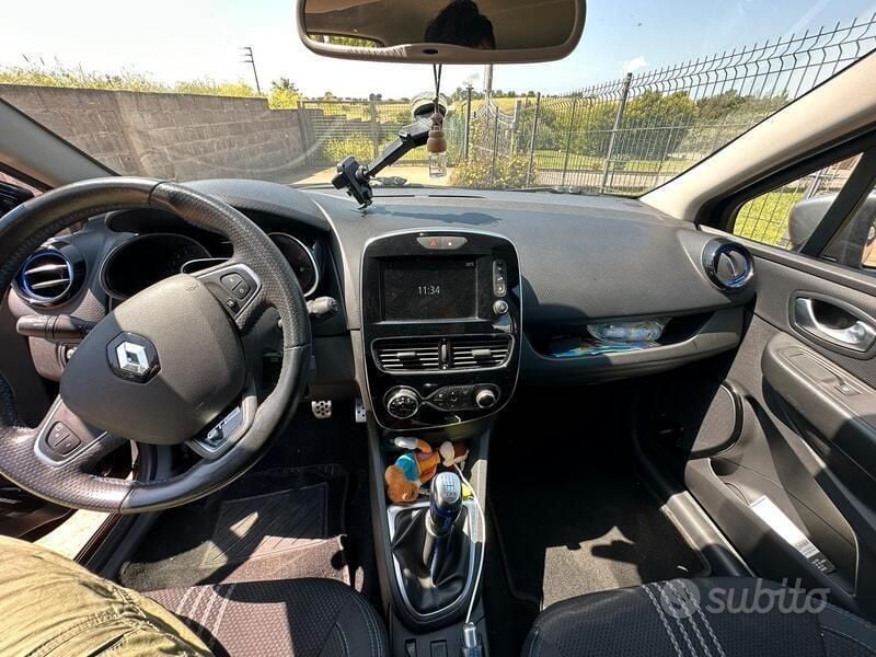 Usata Renault Clio IV GT-Line 120 CV (88 kW) 2019 Nero Utilitaria