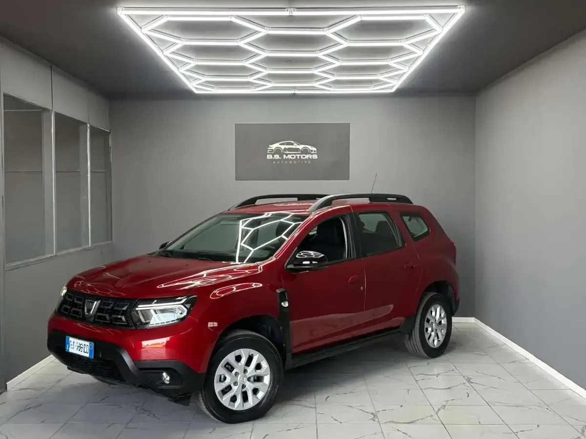 Usata Dacia Duster Prestige 101 CV (74 kW) 2022 Rosso SUV